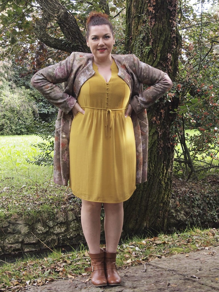 VerdementaBlog_outfit-curvy-cappottino fiori-Elena-Miro-abito-H&M-giallo-senape-taglia48