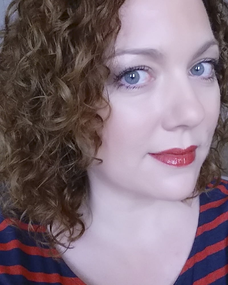 come curare-capelli-ricci-MashUp-Haircare_Rake-and-Shake-1