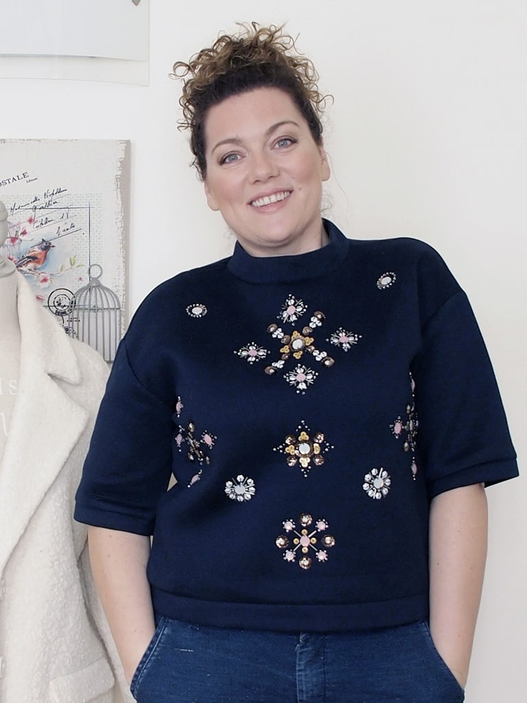 outfit-curvy-maglia-scuba-ricamata-H&M-4