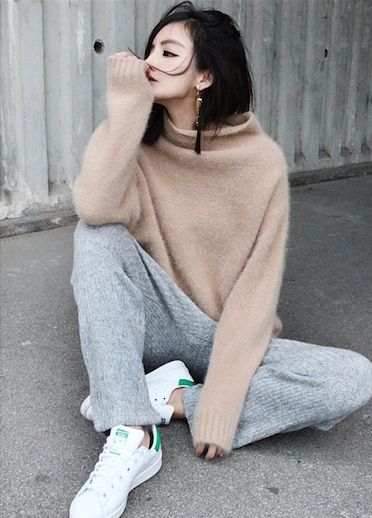 StanSmith_cozy_sweater