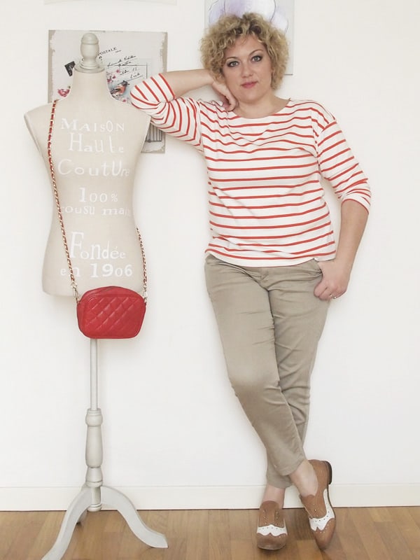 Verdementa-Fashion-blog-outfit-curvy-taglia48-casual-pantaloni-chinos-maglia-righe-5