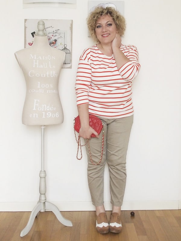 Verdementa-Fashion-blog-outfit-curvy-taglia48-casual-pantaloni-chinos-maglia-righe-7