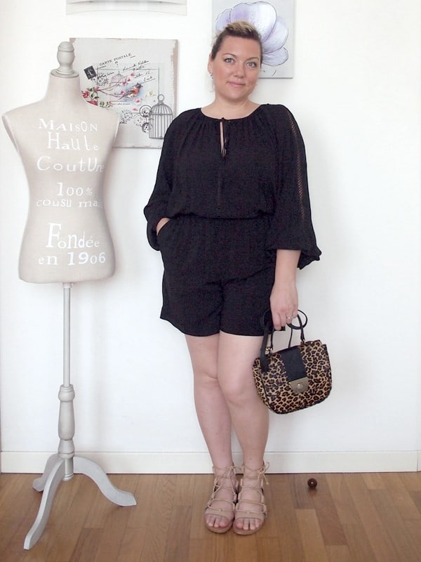 outfit curvy taglia 46-48 con tuta intera corta