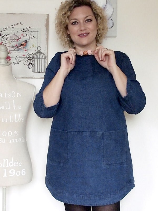 outfit-curvy-taglia-46-con-abito-corto-denim-e-cappotto-teddy-bear-03