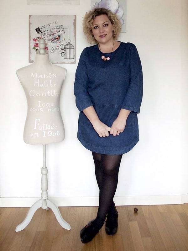 outfit-curvy-taglia-46-con-abito-corto-denim-e-cappotto-teddy-bear-05