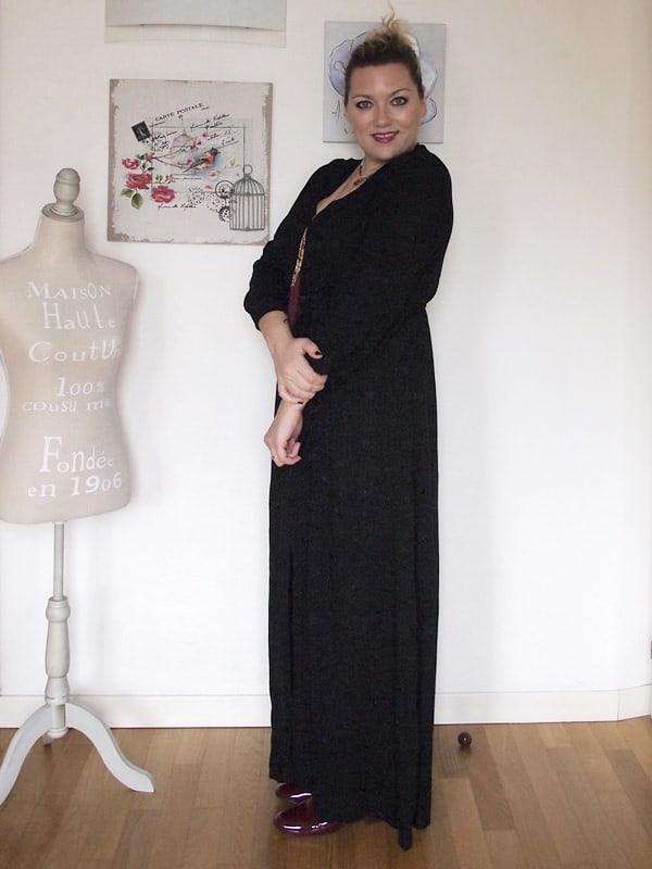 outfit curvy con abito nero lungo in stile boho di OVS Curvyglam
