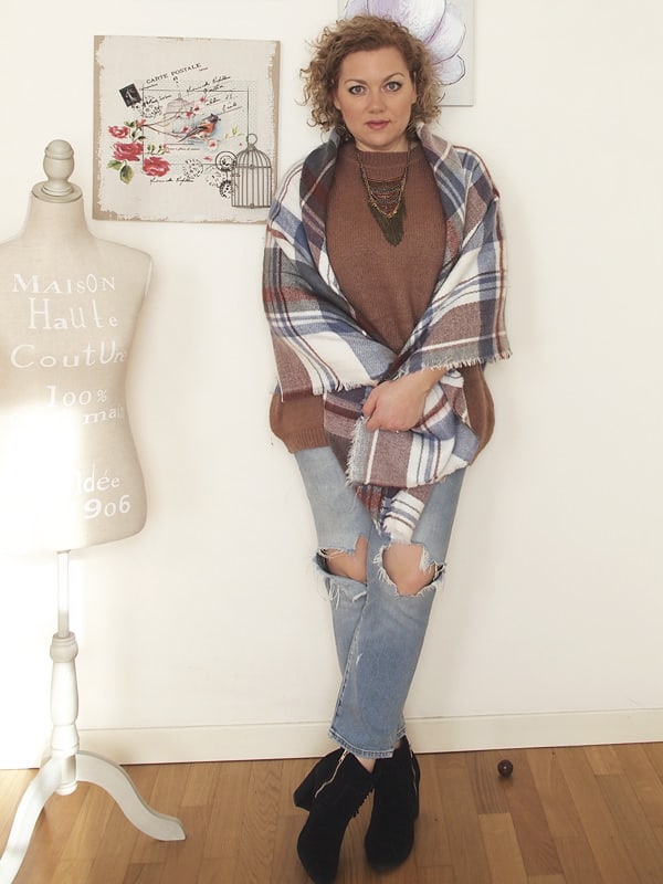 outfit curvy casual-country con collana boho tribale di Happiness Boutique