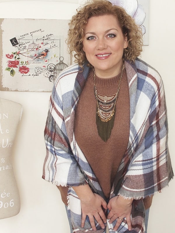 outfit curvy casual-country con collana boho tribale di Happiness Boutique