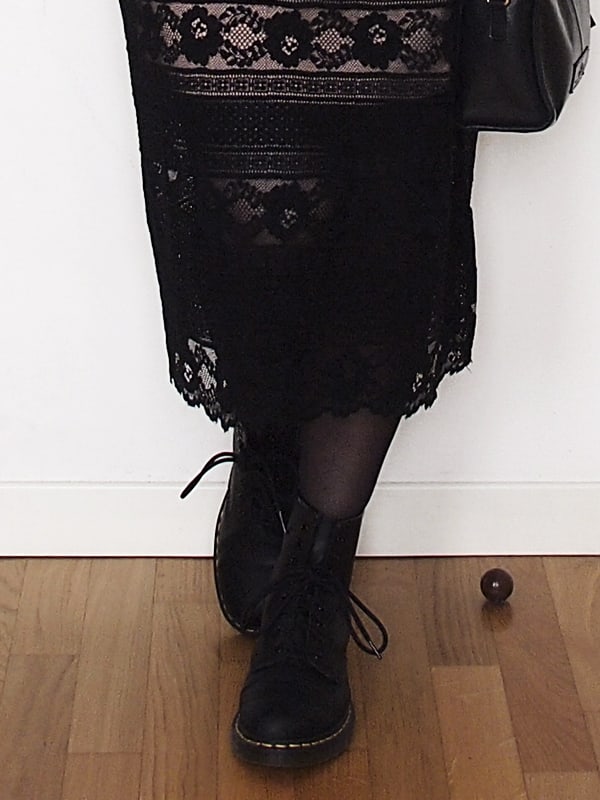 outfit-curvy-gonna-pizzo-anfibi-7